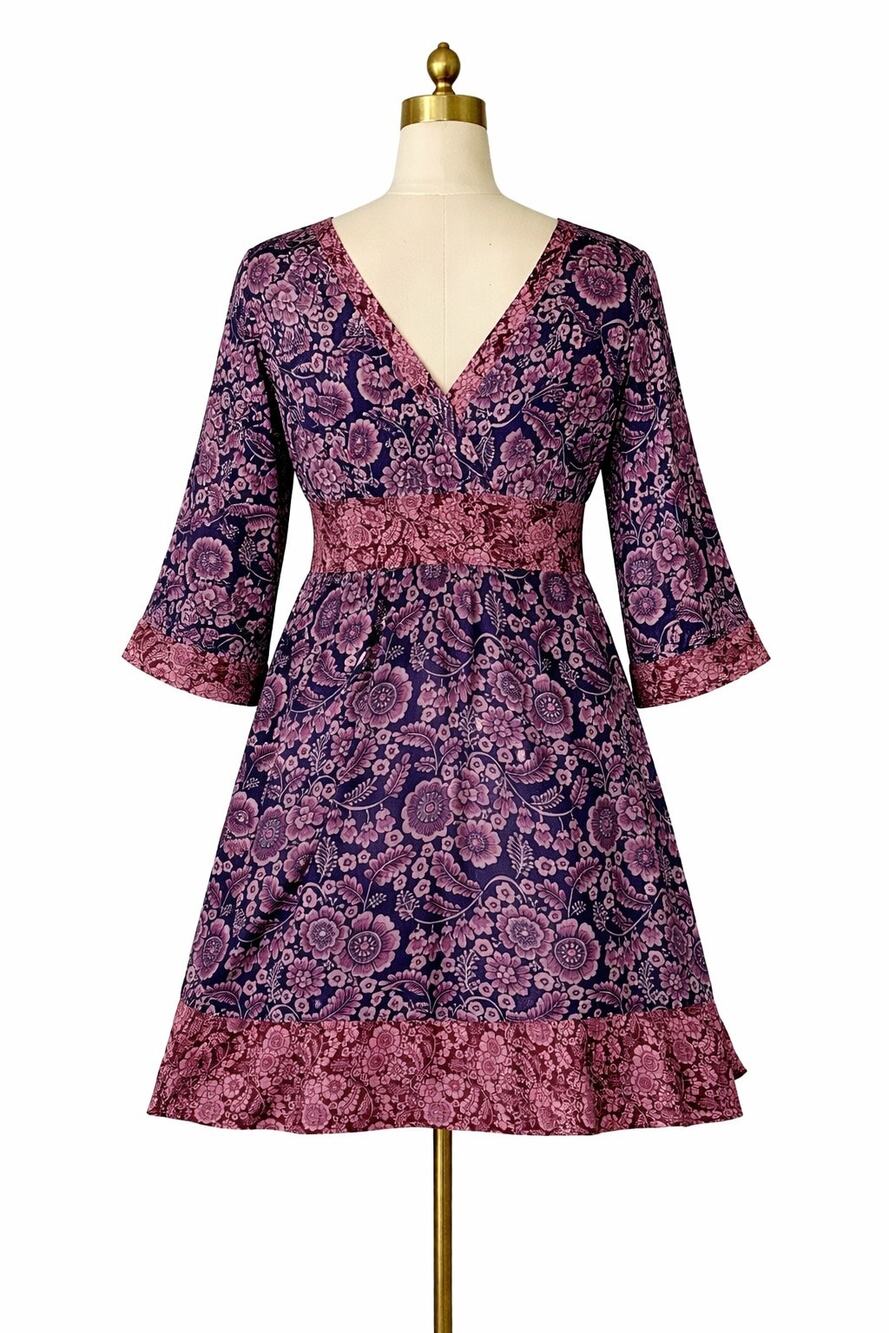 Vintage WD.NY Silk Paisley Floral Dress Empire Waist Boho Retro 70s babydoll 10